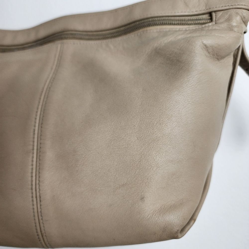 Stone Mountain Beige Tan Leather Slouch Shoulder Bag Purse Hobo Crossbody - Picture 15 of 16